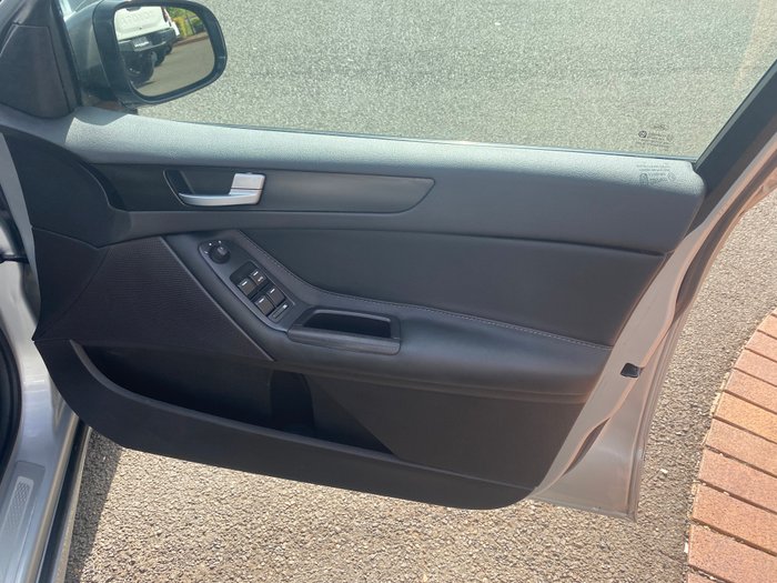 2015 FORD FALCON XR8