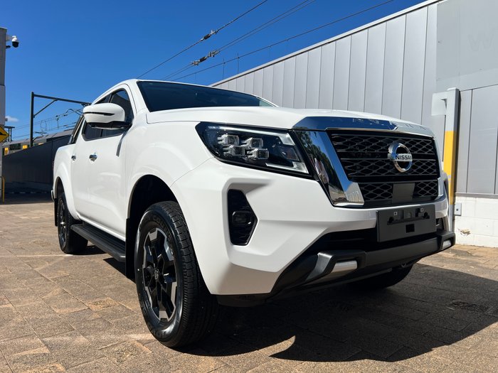 2025 Nissan Navara ST-X