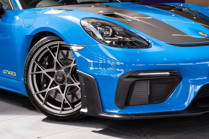 2023 Porsche 718 Cayman GT4 RS