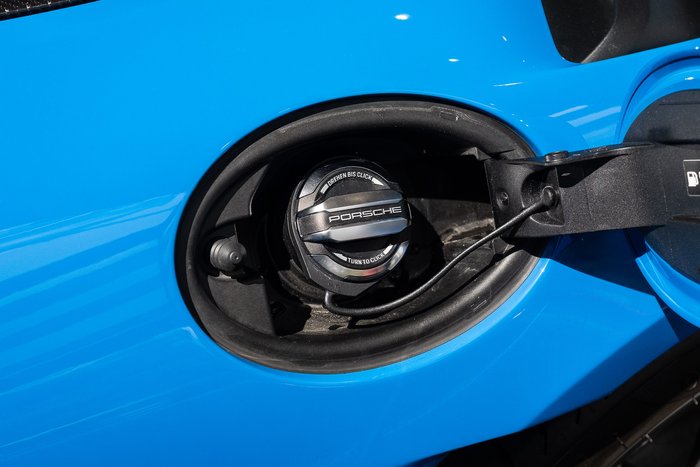 2023 Porsche 718 Cayman GT4 RS