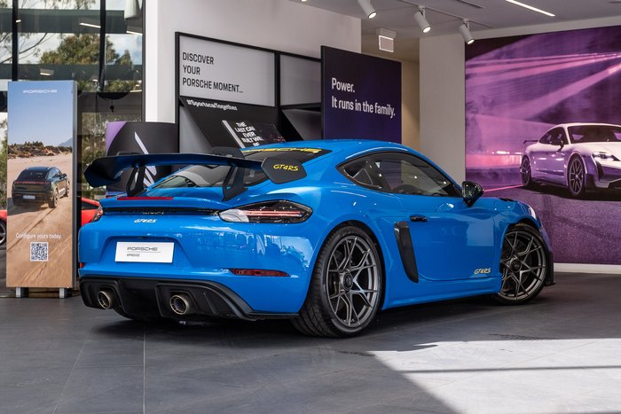 2023 Porsche 718 Cayman GT4 RS