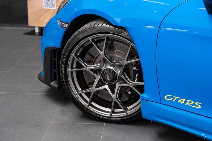 2023 Porsche 718 Cayman GT4 RS
