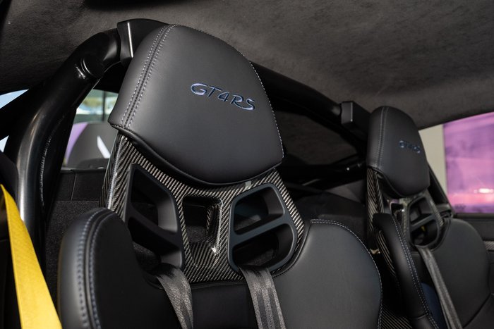 2023 Porsche 718 Cayman GT4 RS