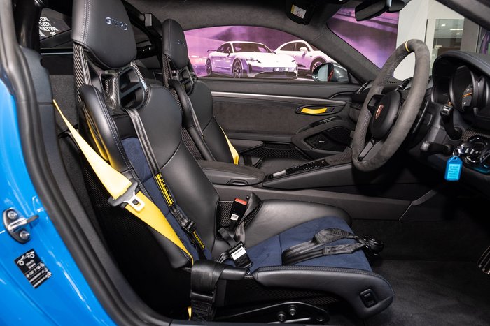 2023 Porsche 718 Cayman GT4 RS