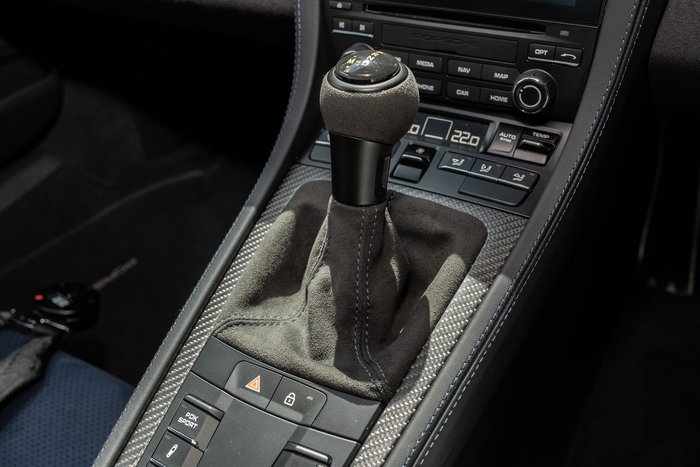 2023 Porsche 718 Cayman GT4 RS