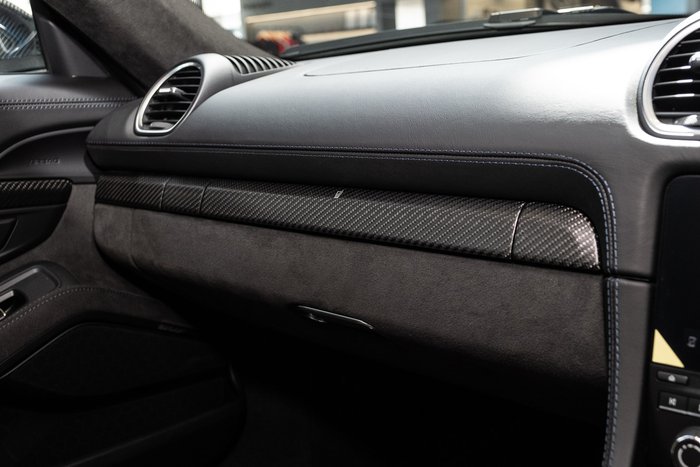 2023 Porsche 718 Cayman GT4 RS