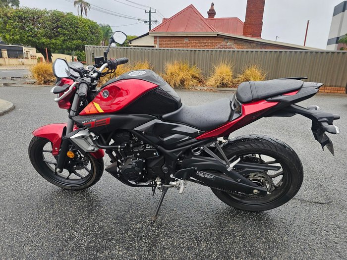 2016 Yamaha MT03 Red
