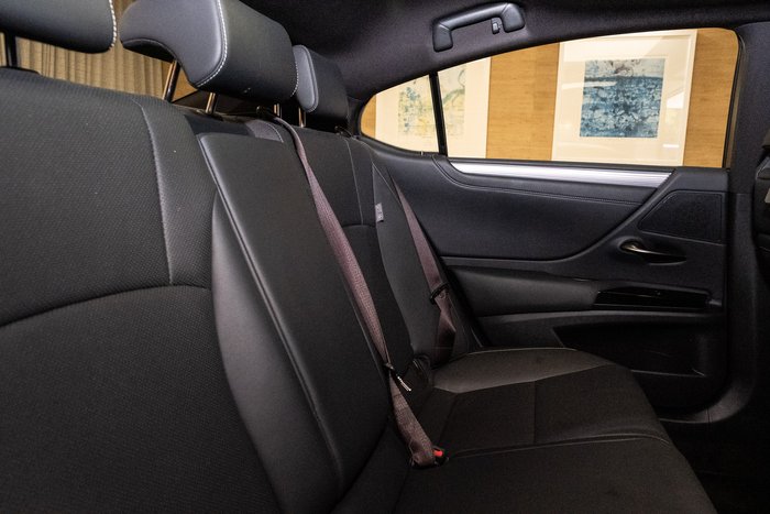 2022 Lexus ES250 F Sport 2.5L Petrol Automatic Sedan