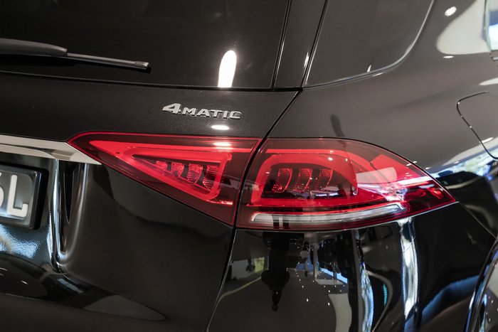 2022 Mercedes-Benz C-Class C300