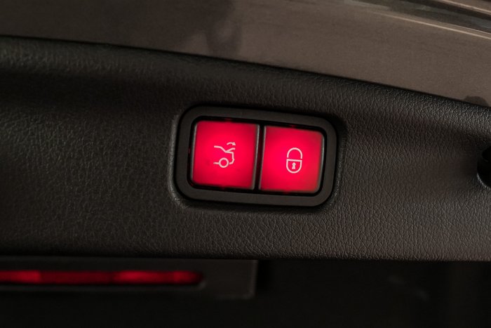 2022 Mercedes-Benz C-Class C300