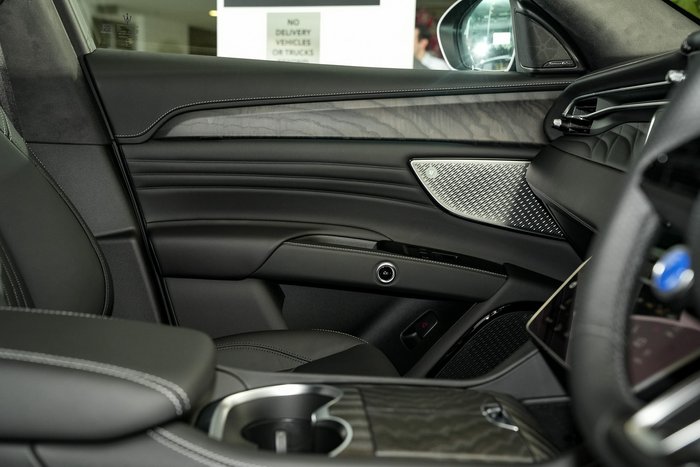 2025 Maserati Grecale M182 MY25 Four Wheel Drive NERO TEMPESTA-408