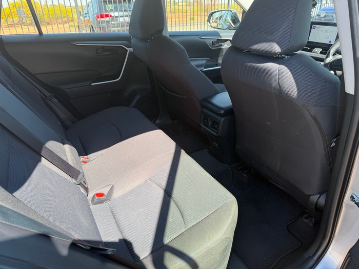 2024 Toyota Rav4 Hybrid GX 2WD