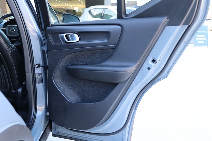 2022 Volvo XC40 T4 Inscription