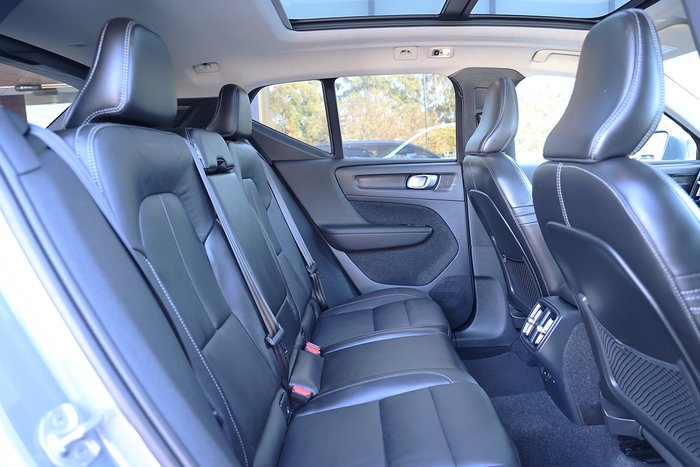 2022 Volvo XC40 T4 Inscription