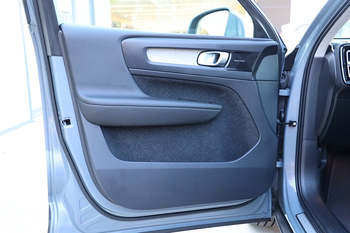 2022 Volvo XC40 T4 Inscription