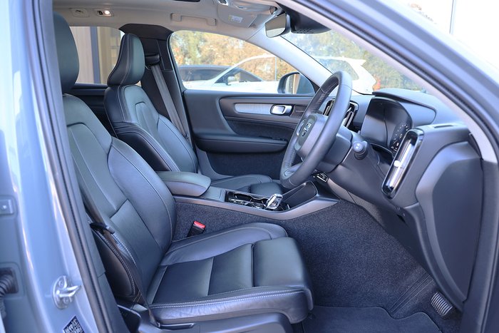 2022 Volvo XC40 T4 Inscription