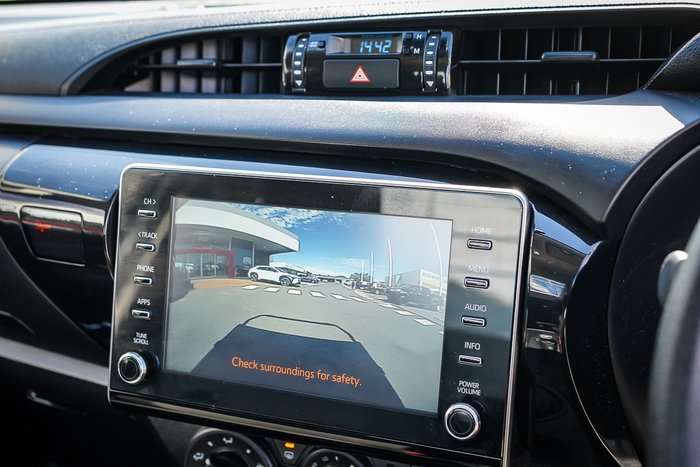 2025 Toyota HILUX Workmate