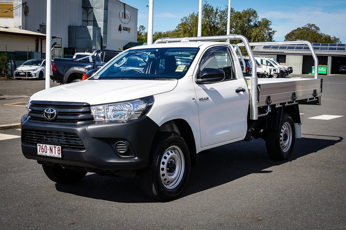 2025 Toyota HILUX Workmate