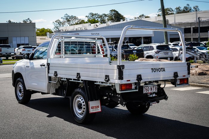 2025 Toyota HILUX Workmate