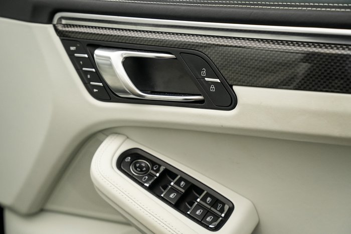 2023 Porsche Macan GTS 95B MY23 AWD BLUE