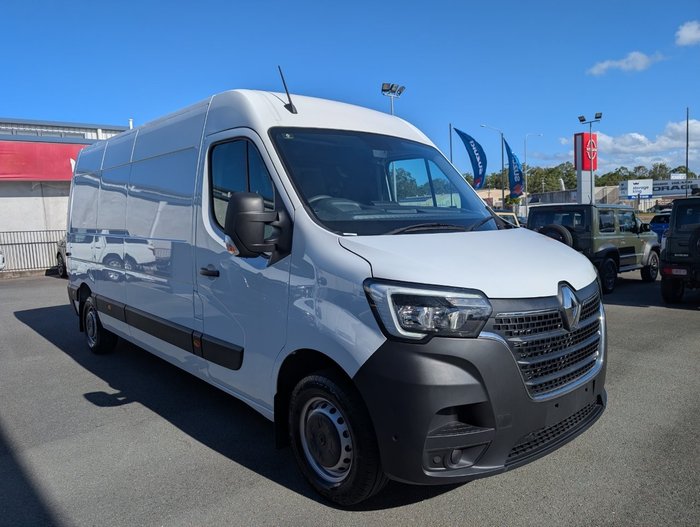 2024 RENAULT MASTER LWB