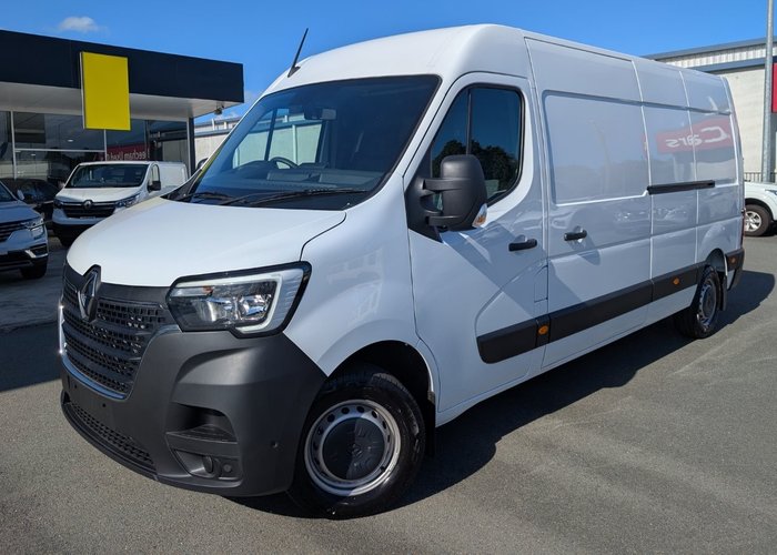 2024 RENAULT MASTER LWB
