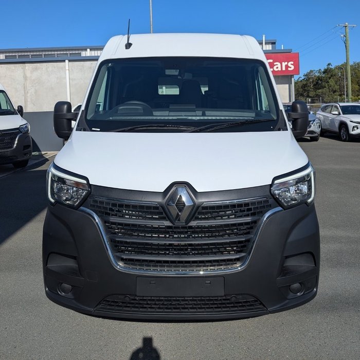 2024 RENAULT MASTER LWB