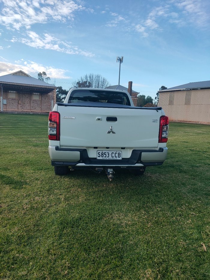 2019 Mitsubishi Triton GLX+