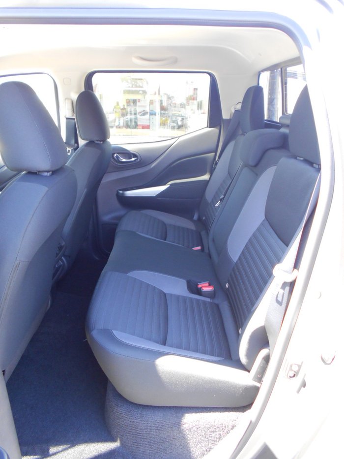 2025 Nissan Navara ST