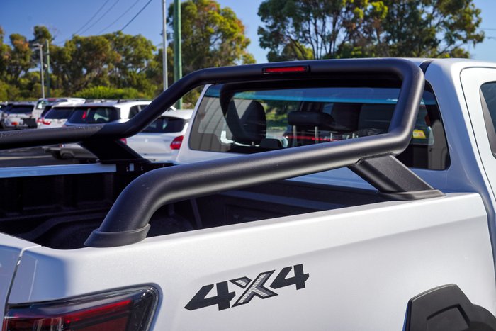 2026 Isuzu D-MAX BLADE