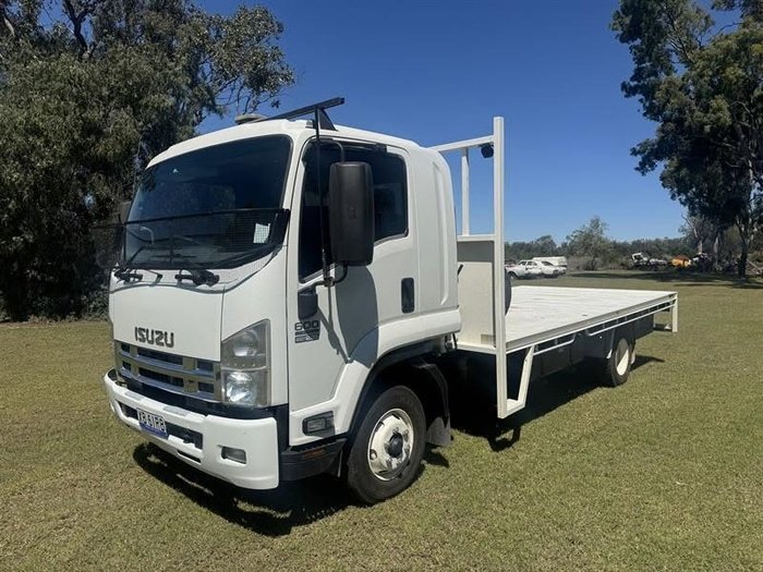 2014 ISUZU FH FRR600