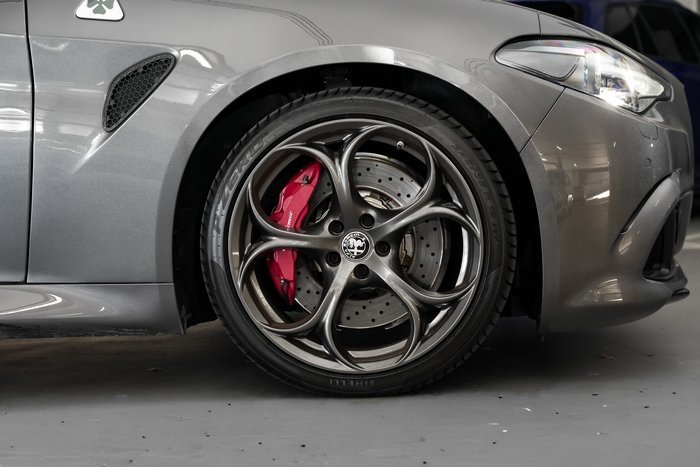 2022 Alfa Romeo Giulia Quadrifoglio