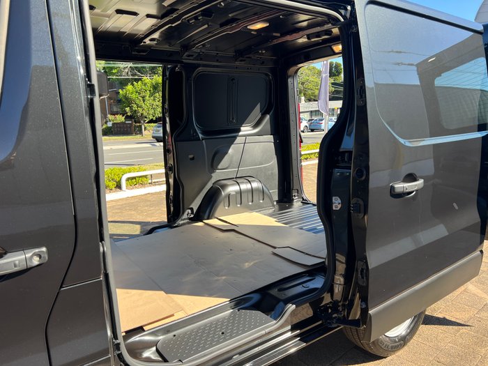 2026 Renault Trafic MY26 SWB Premium