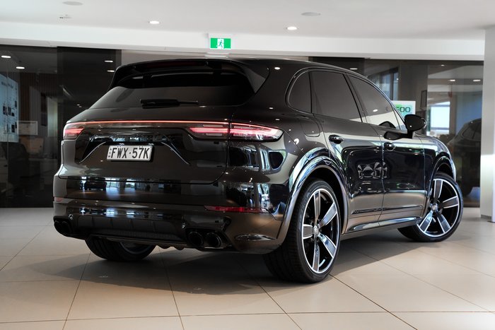 2022 Porsche Cayenne GTS