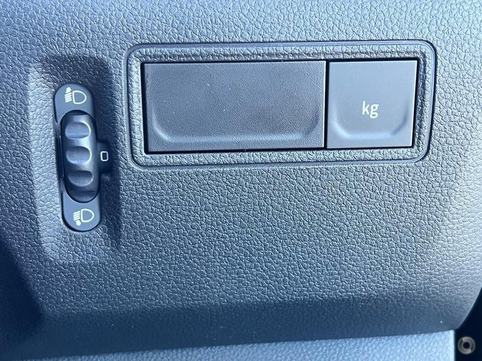 2024 Renault Master Pro 110kW