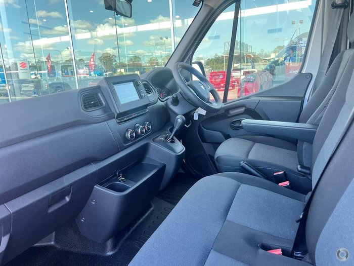 2024 Renault Master Pro 110kW