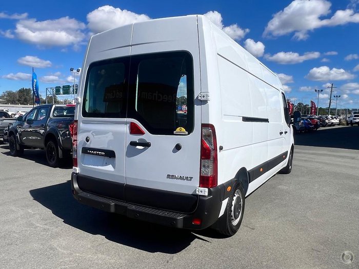 2024 Renault Master Pro 110kW