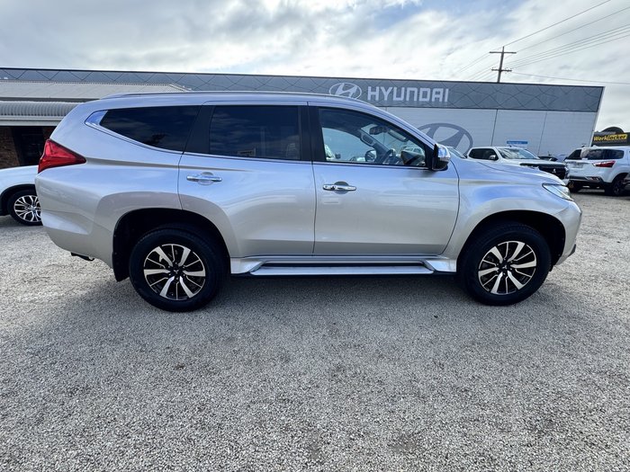 2016 MITSUBISHI Pajero Sport GLS