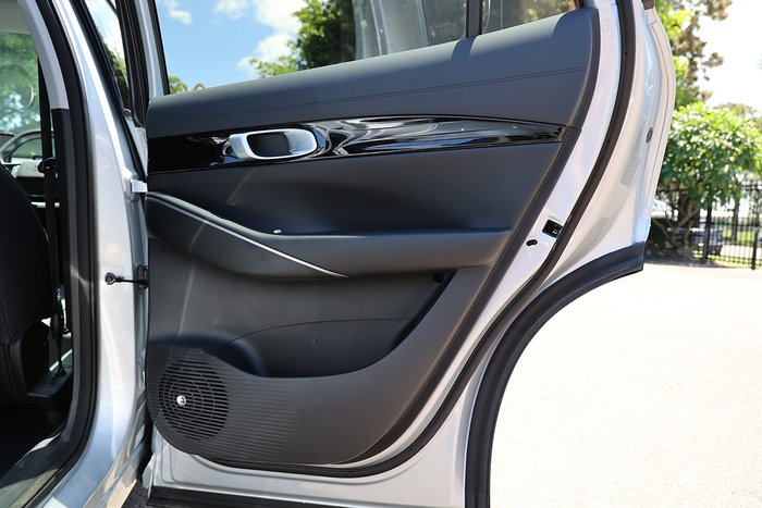 2026 Geely Starray Em-i