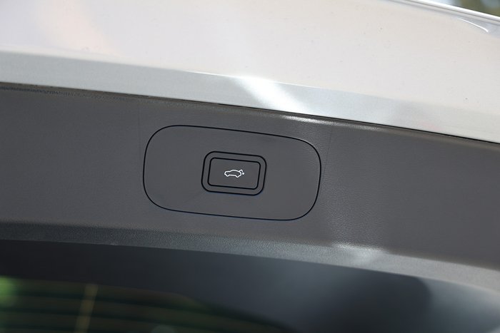 2026 Geely Starray Em-i