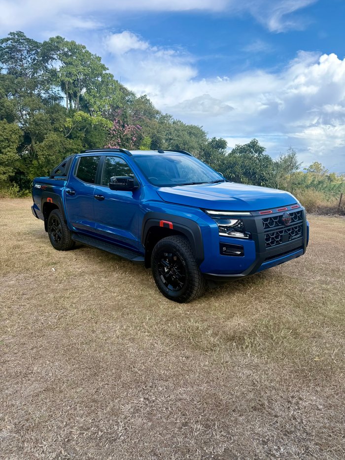 2025 NISSAN NAVARA ST-X