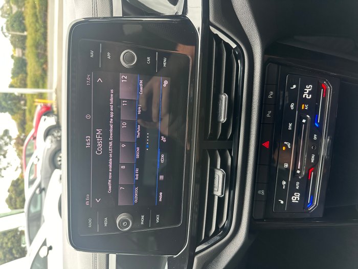 2023 Volkswagen T-Roc 140TSI R-Line