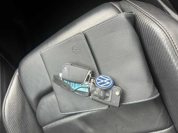 2023 Volkswagen T-Roc 140TSI R-Line