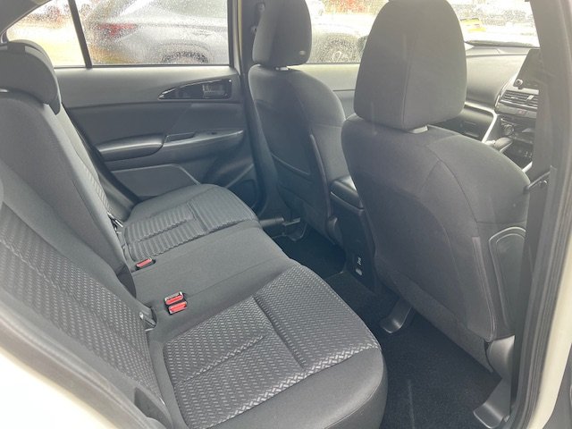 2024 MITSUBISHI ECLIPSE CROSS ES