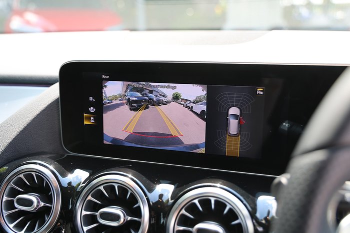 2020 Mercedes-Benz B-Class B180