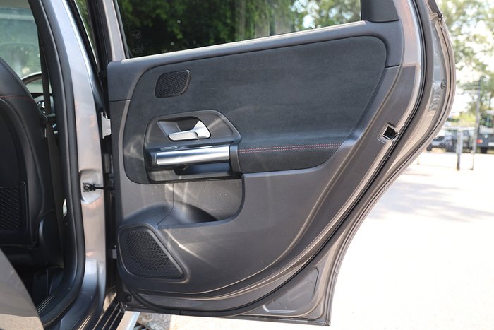 2020 Mercedes-Benz B-Class B180