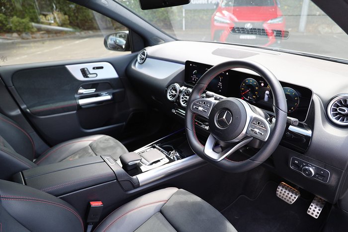 2020 Mercedes-Benz B-Class B180