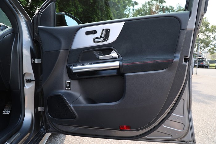 2020 Mercedes-Benz B-Class B180