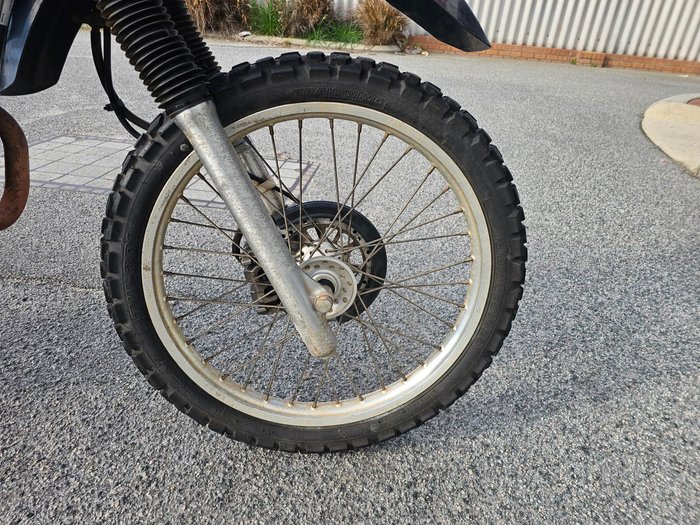 2005 Yamaha XT250V Blue