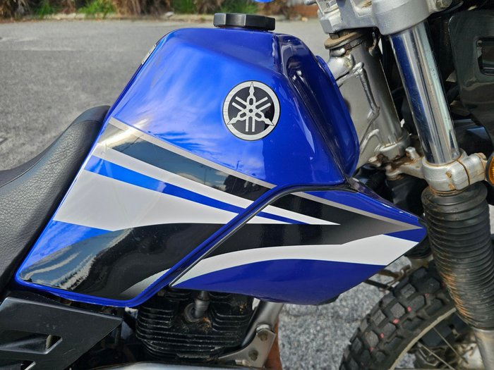 2005 Yamaha XT250V Blue
